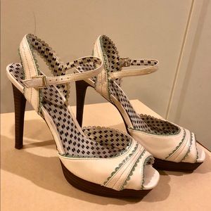 Evening High Heels with an ankle strap.